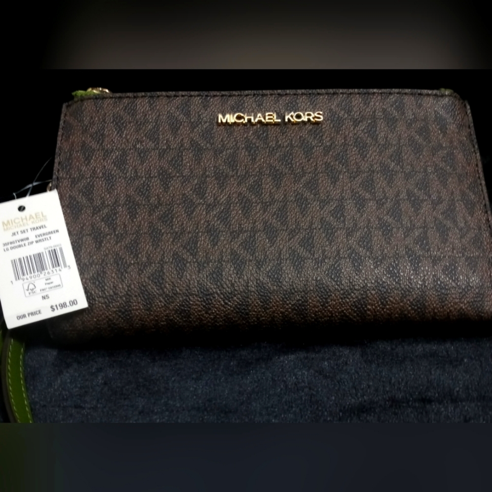NEW Michael Kors Jet set travel double zip wristlet wallet